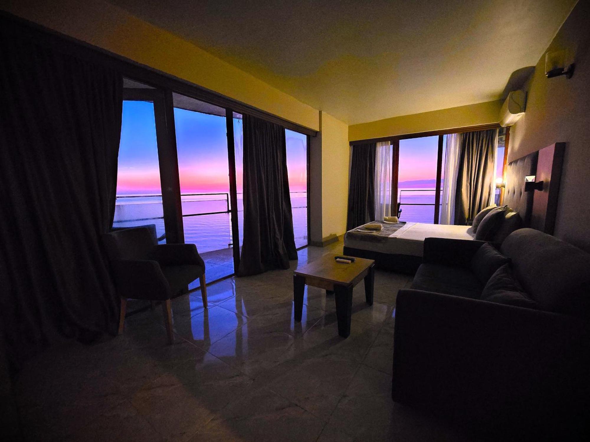 Ashtal Beach Hotel Batumi Kültér fotó